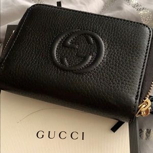 Authentic Gucci wallet used like new